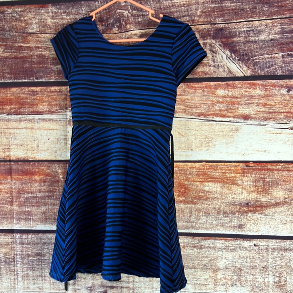 10. Speckled dress blue and black